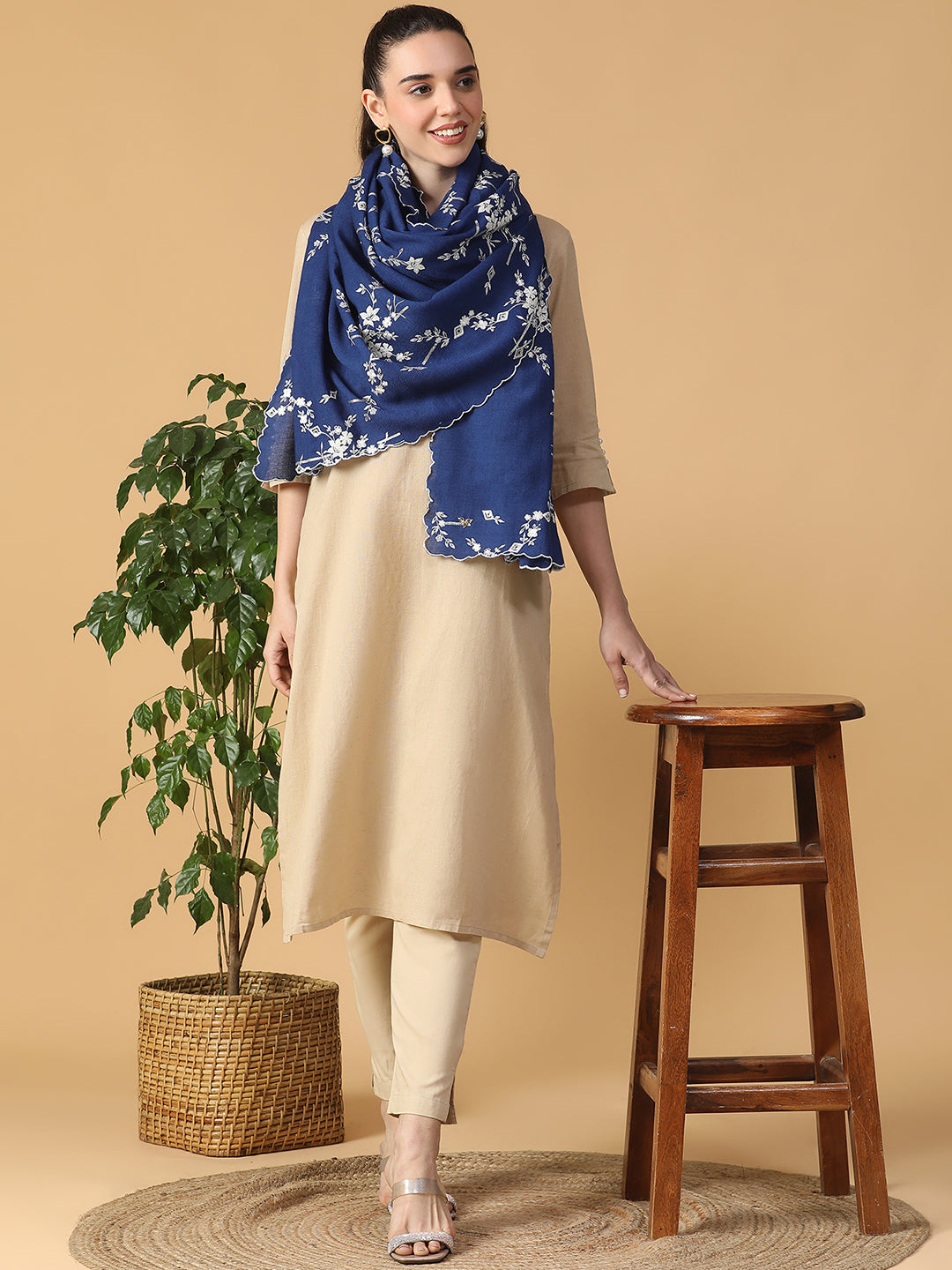 Lurex Embroidered Floral Pure Wool Shawl