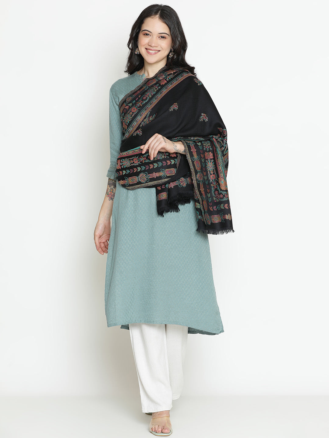 Regal Revival-Renaissance Inspired Woolen Jacquard Shawl