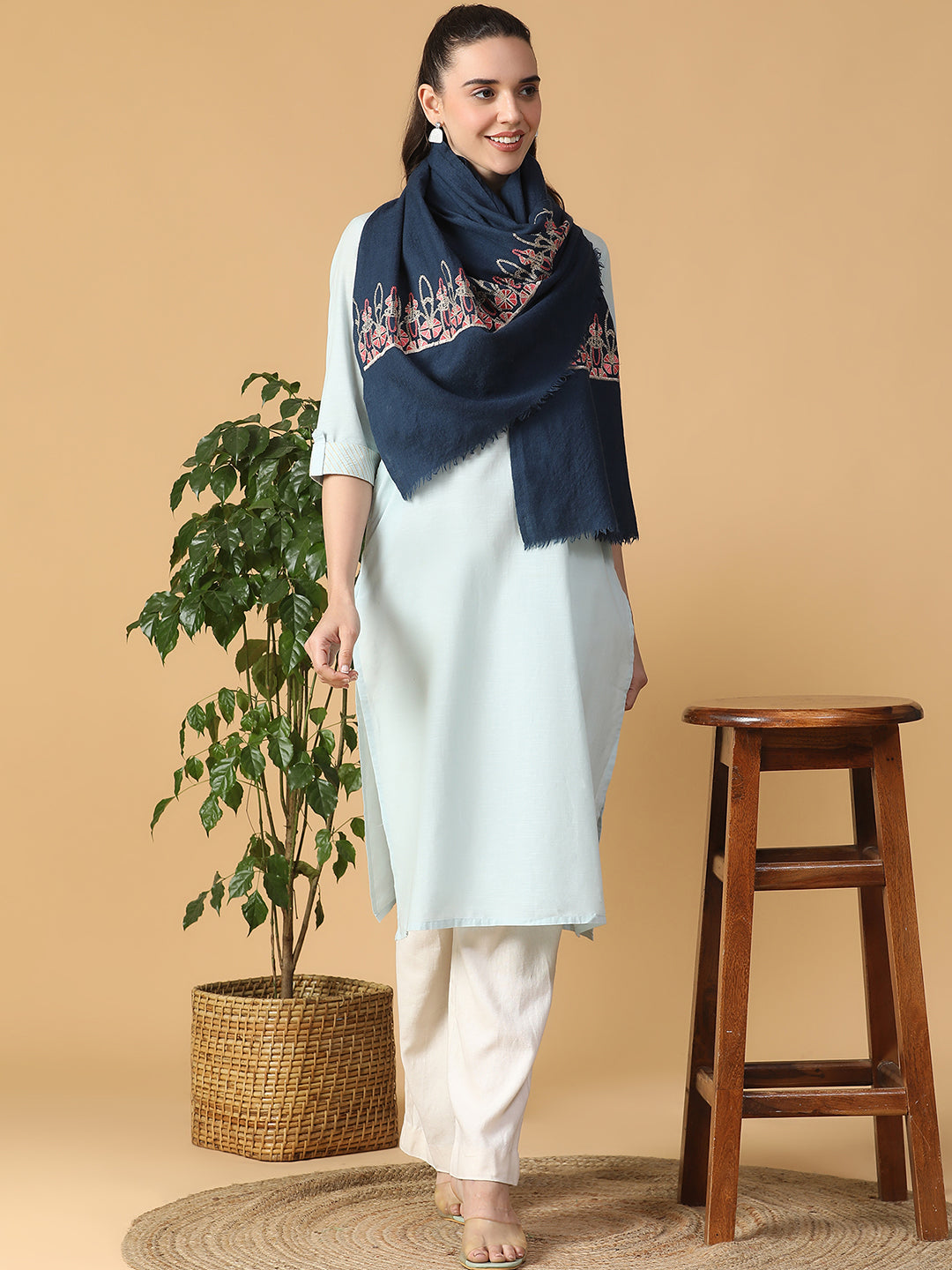 Embroidered Floral Border Plain Pure Wool Stole