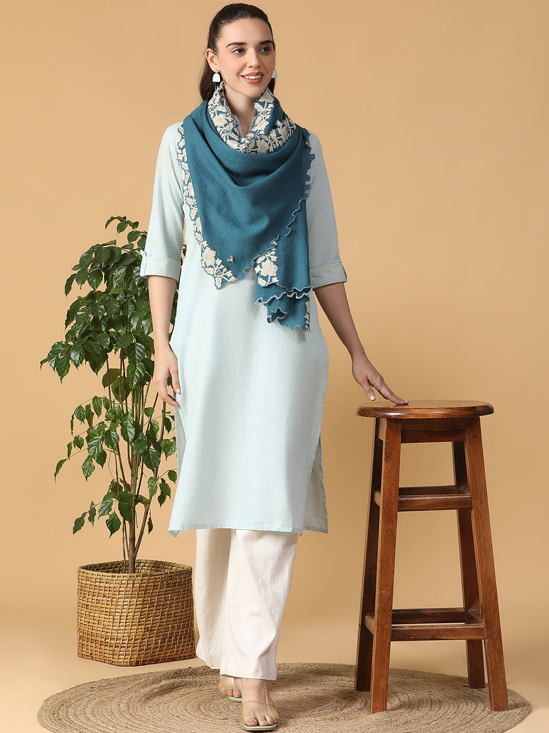 Embroidered Flower Border Pure Wool Stole