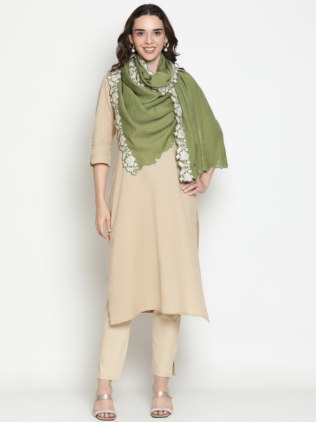 Embroidered Flower Border Pure Wool Stole