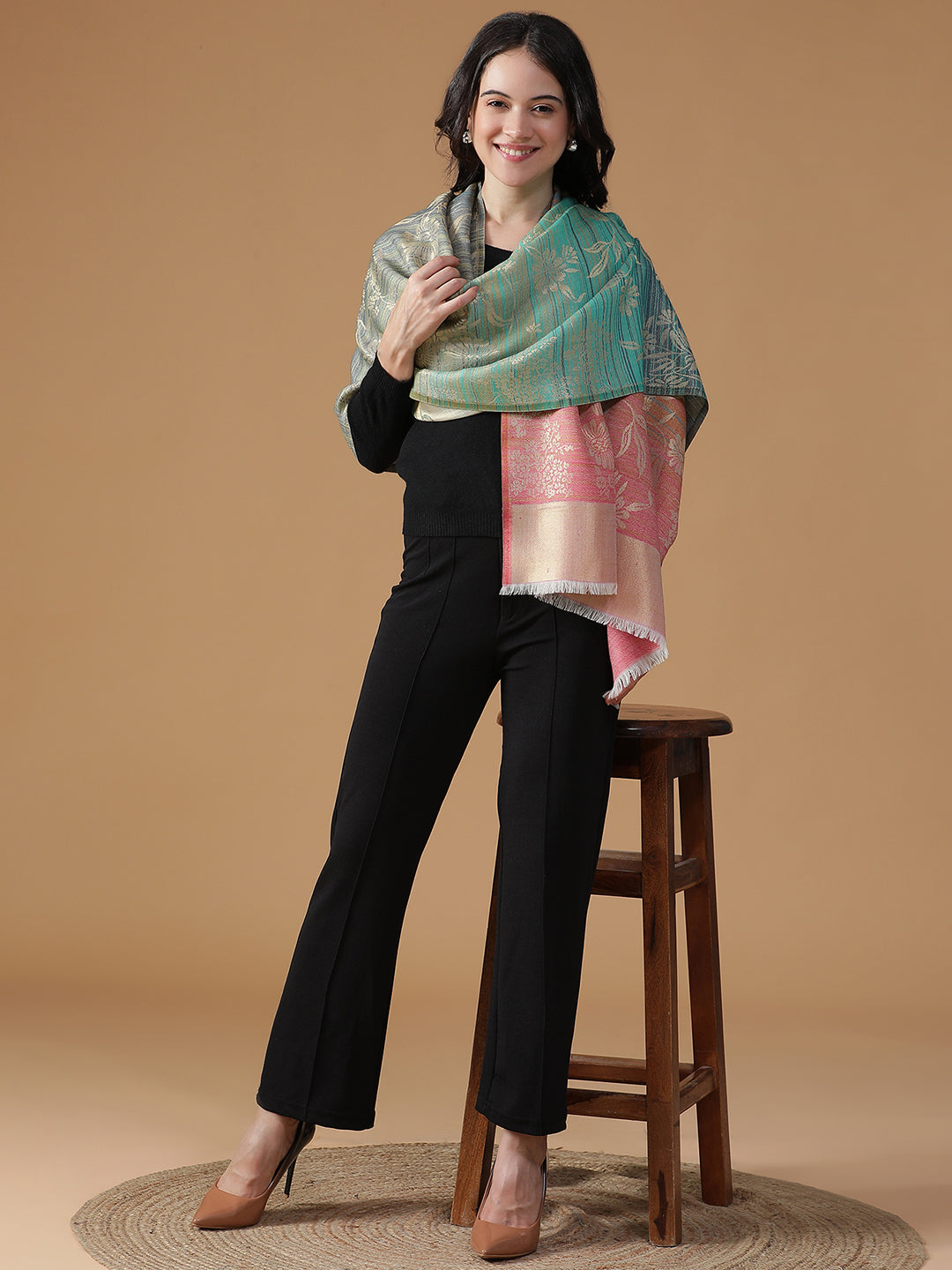 Pastel Elegance-French Floral Jacquard Woolen Jacquard Stole