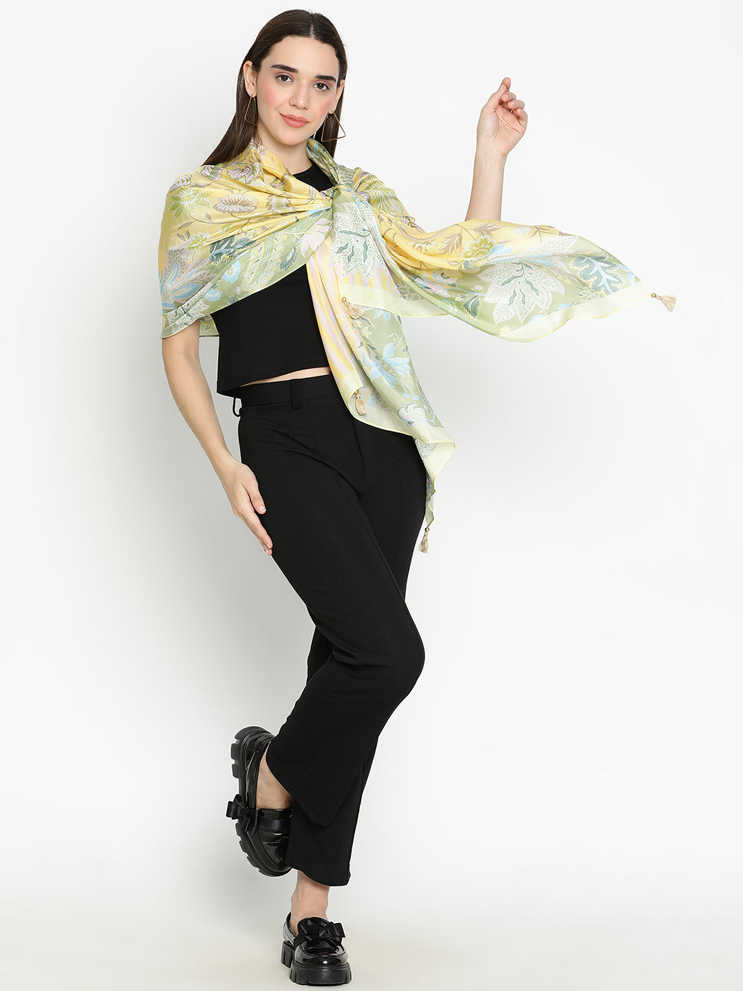 Pakhi Women Floral Pure Silk Printed Stole