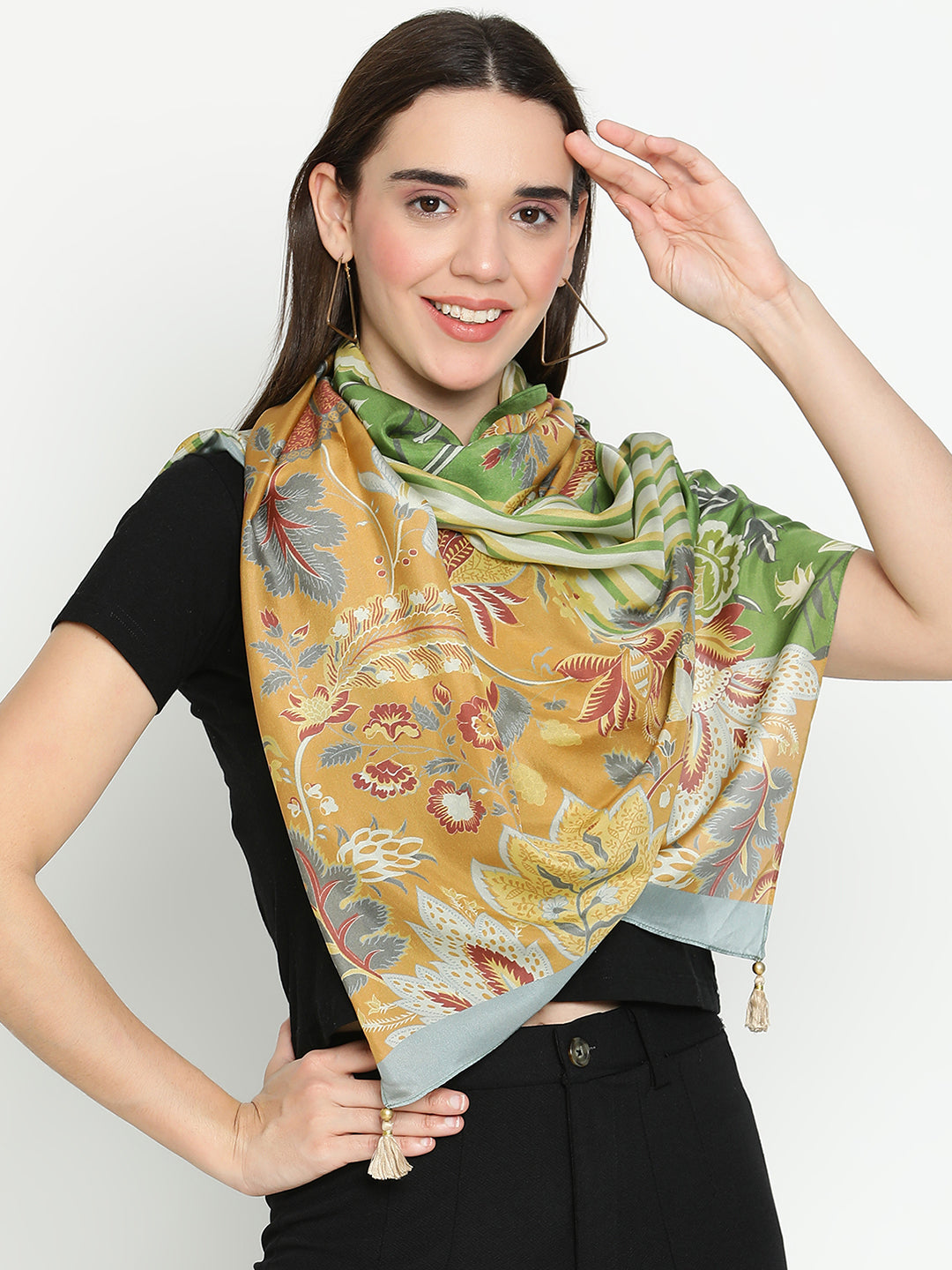 Pakhi Women Floral Pure Silk Printed Stole