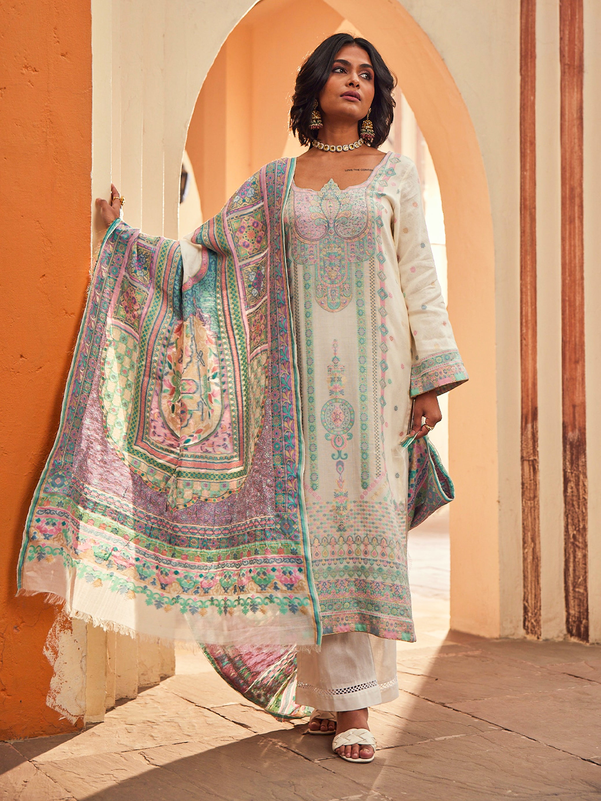 Chamak: White Petal Jacquard Karni Botanical Unstitched Suit & Dupatta