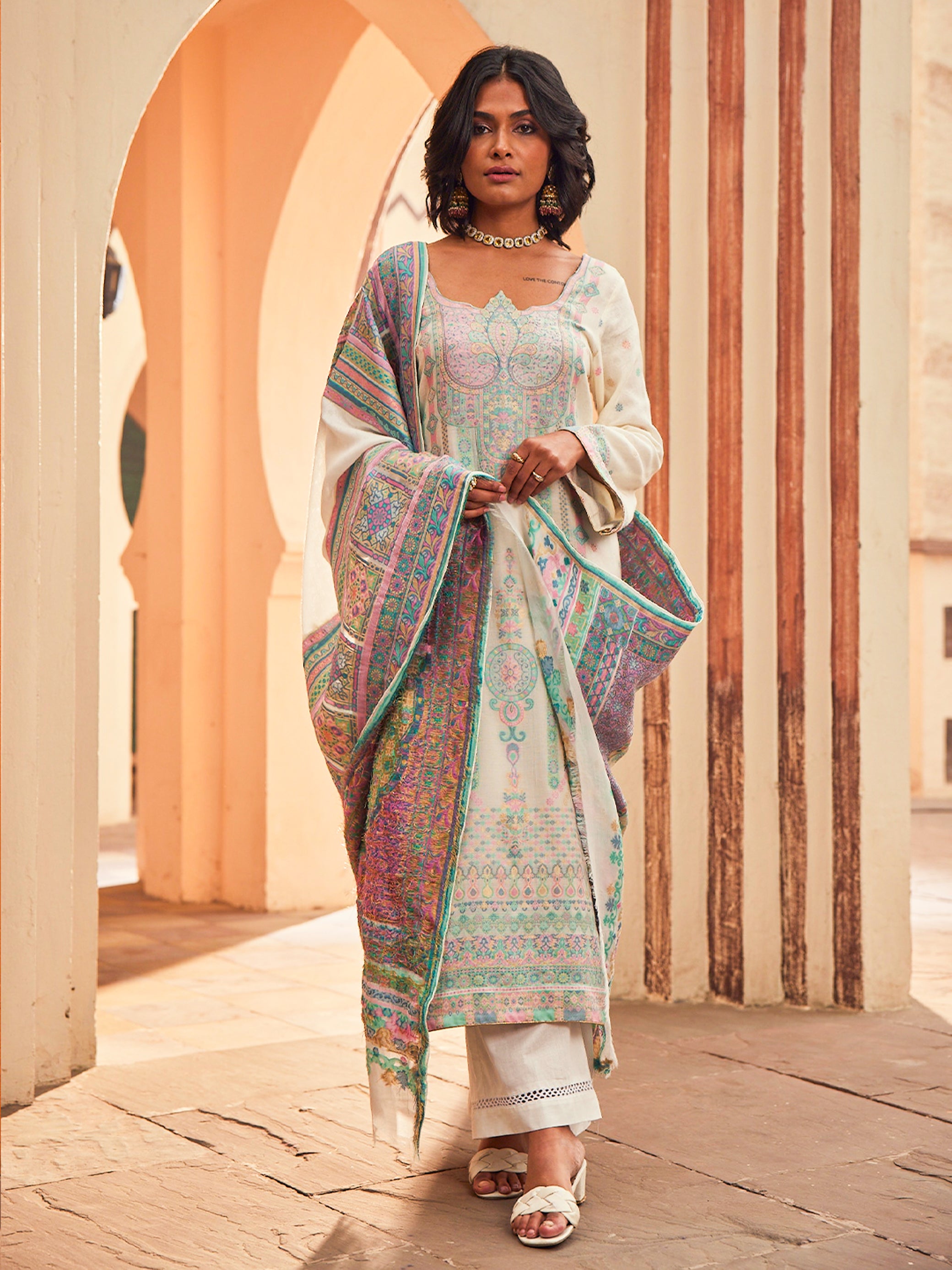Chamak: White Petal Jacquard Karni Botanical Unstitched Suit & Dupatta