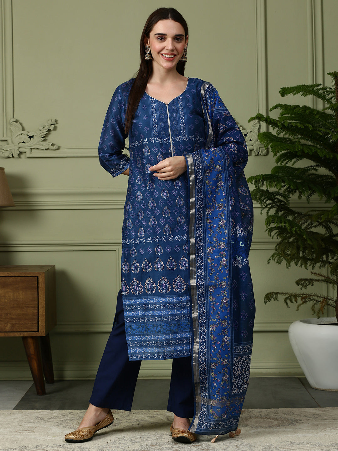 Shingora Navy Blue Floral Printed Sweetheart Neck Stitched Suit Set