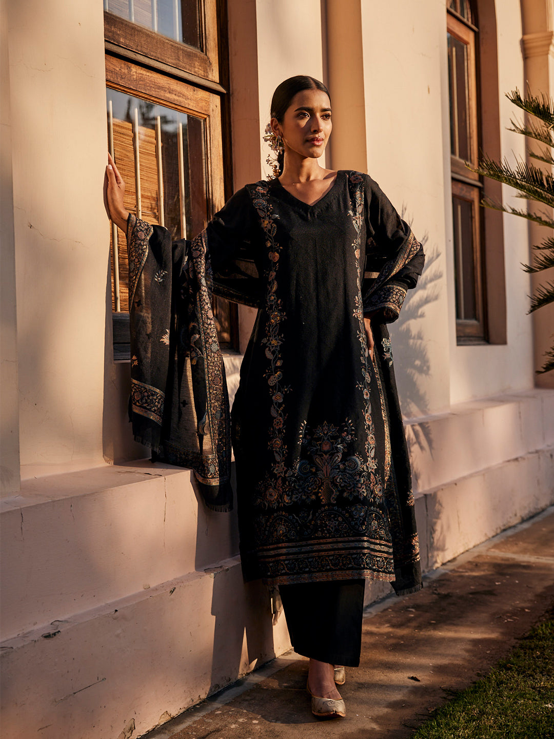 Vani:Liberty Floral Jacquard Unstitched Suit Set