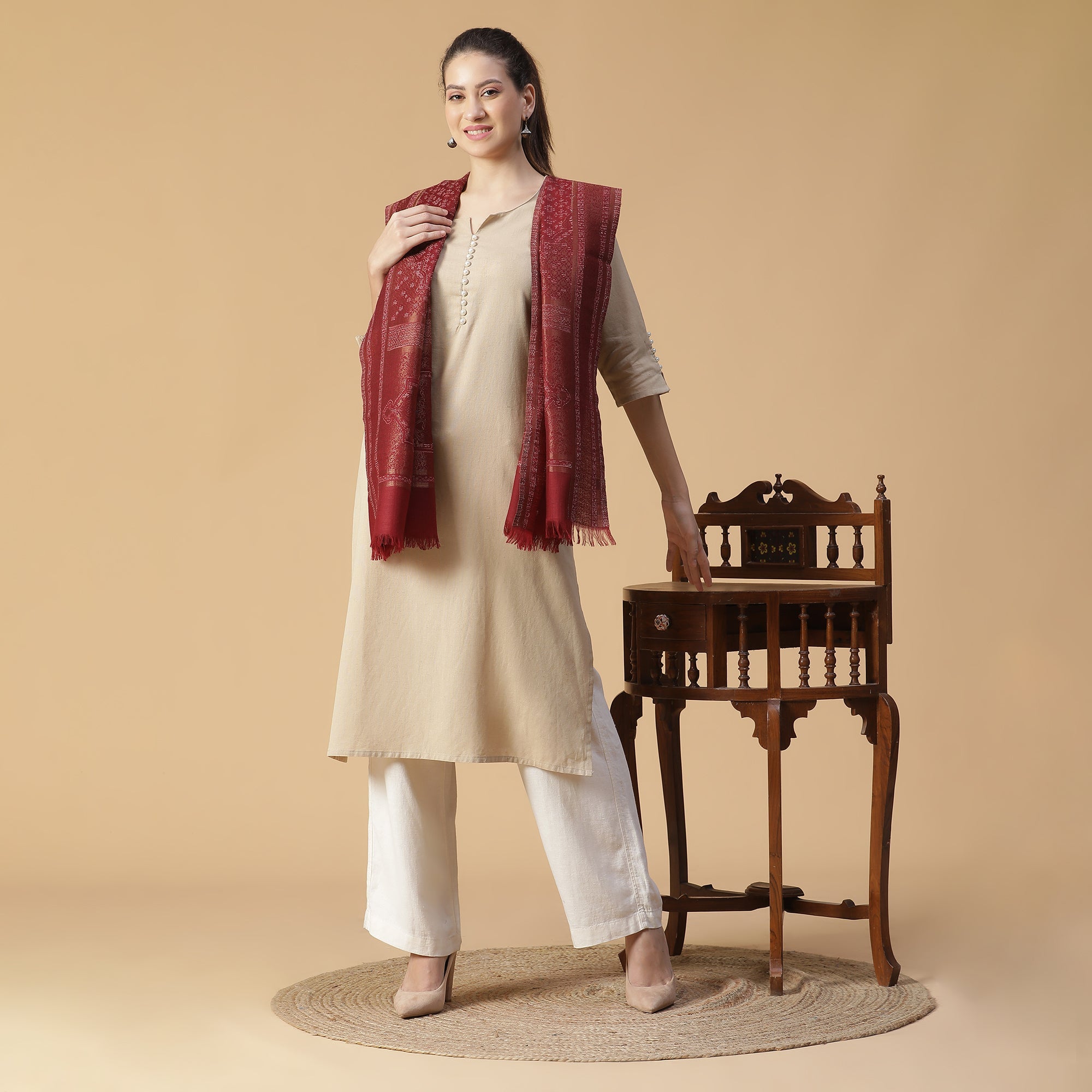 Nagma Woven Design Woolen Stole