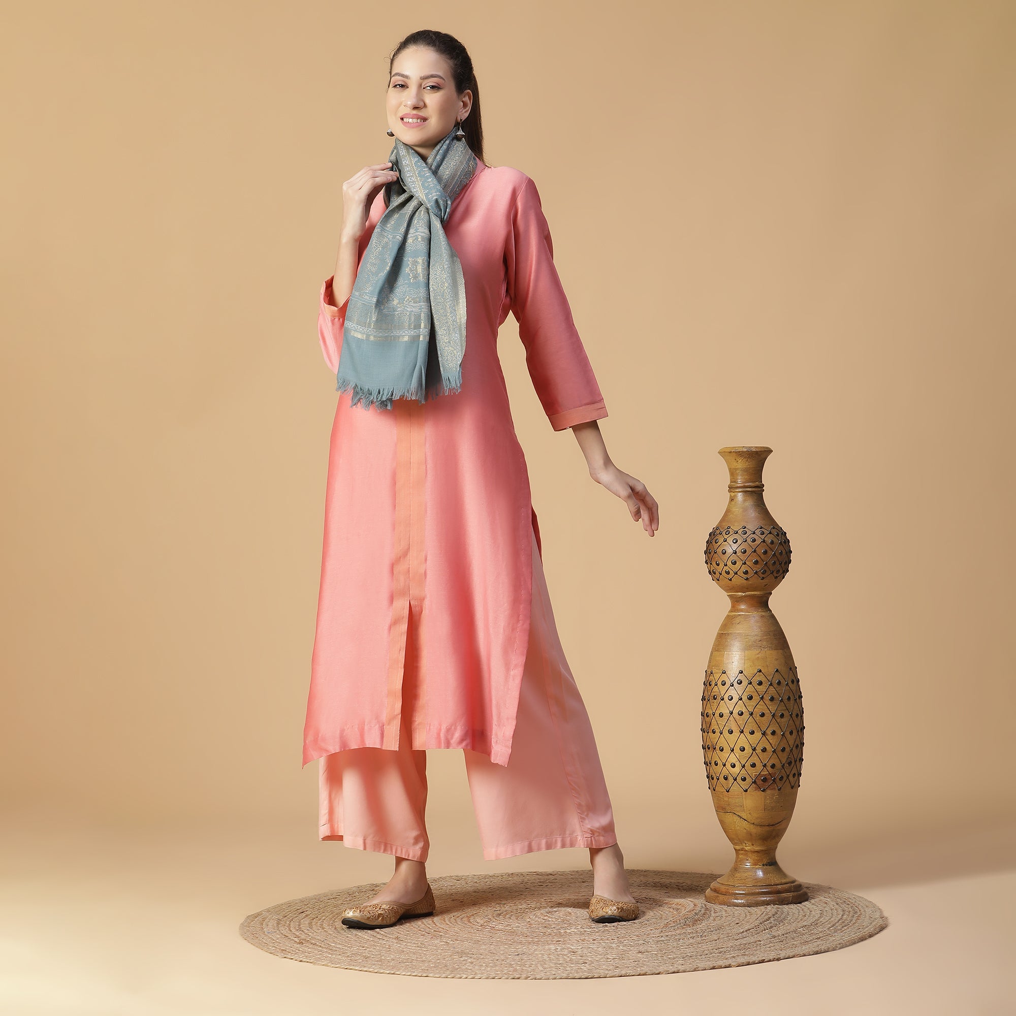 Nagma Woven Design Woolen Stole