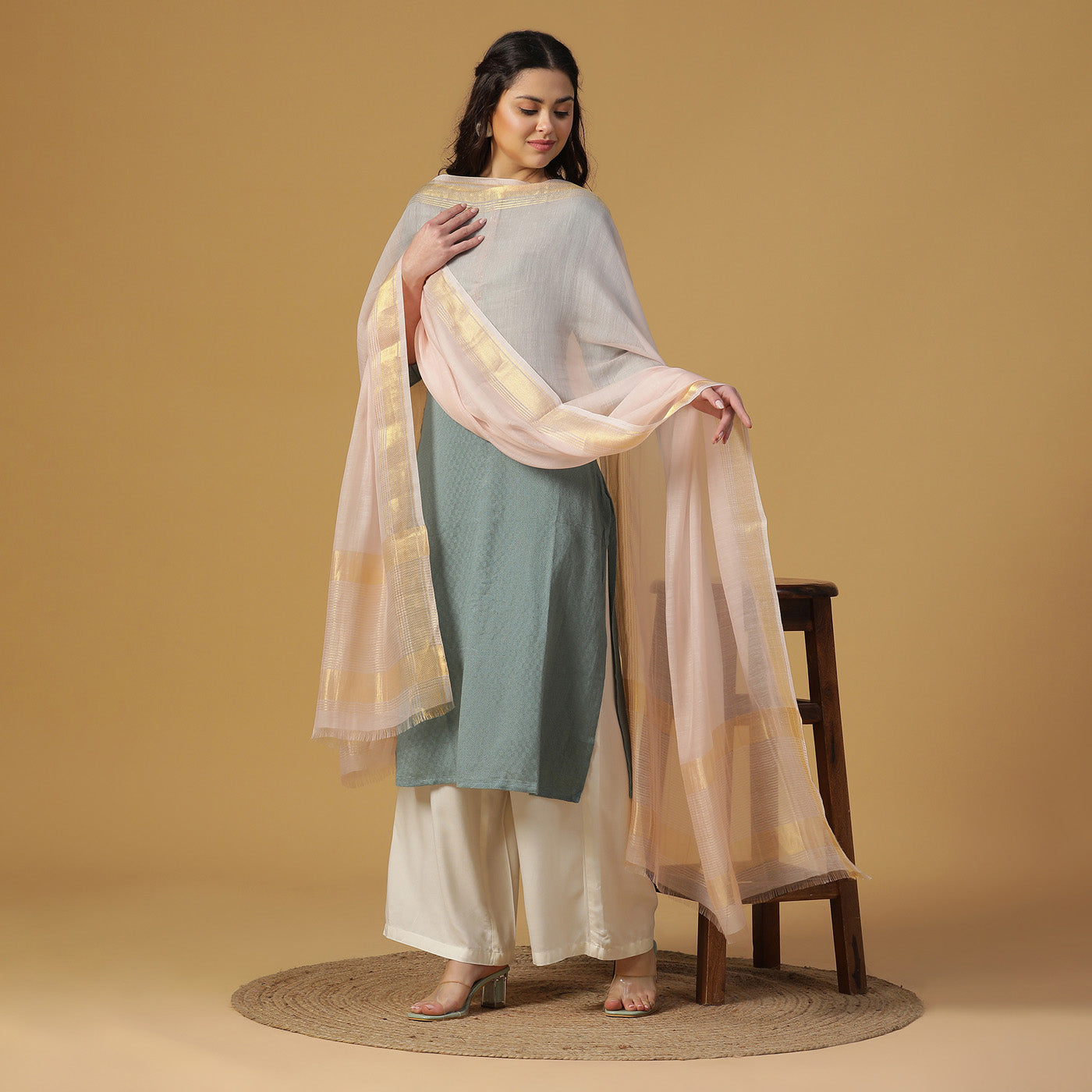 Pink Dobby Woven Zari Dupatta