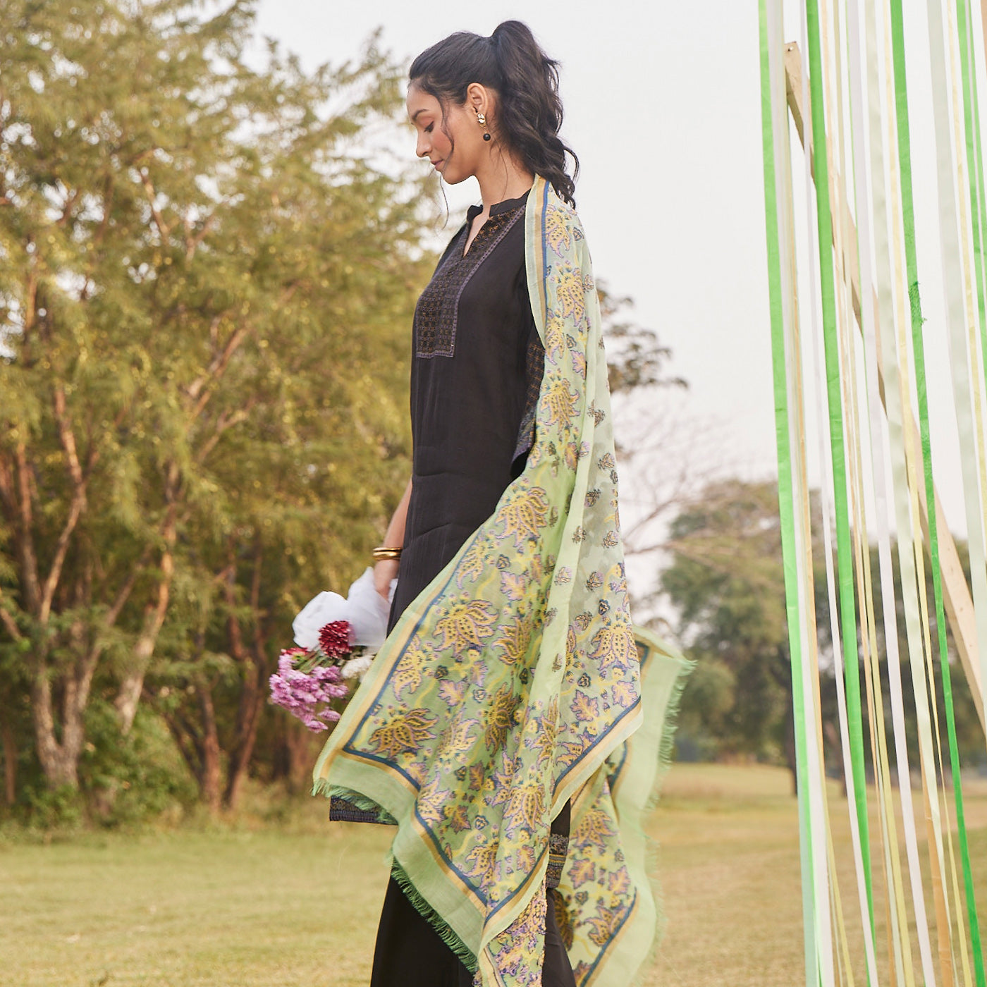 Cupro Tencel Metallic Polyester Woven Jacquard Dupatta