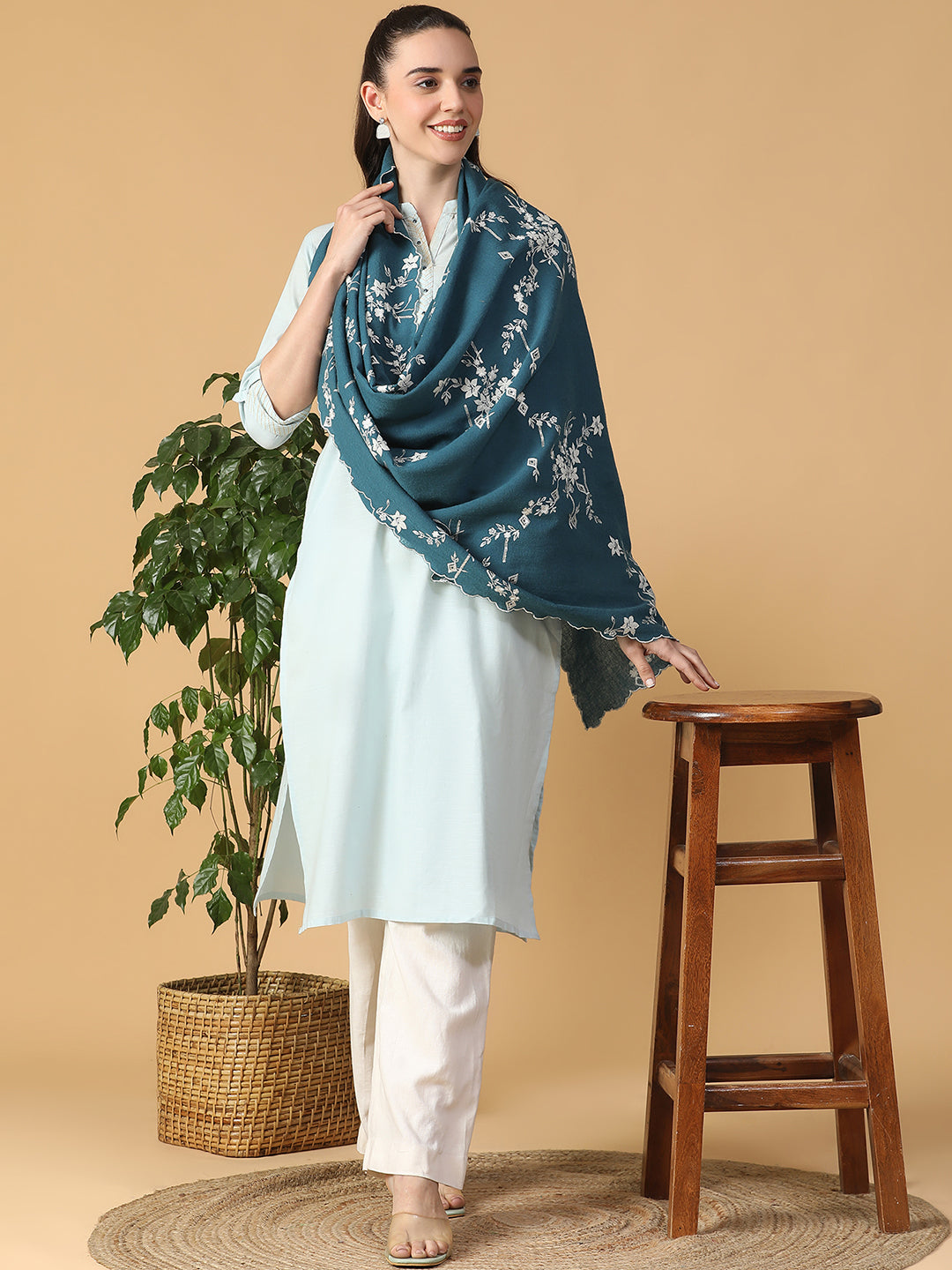 Lurex Embroidered Floral Pure Wool Shawl