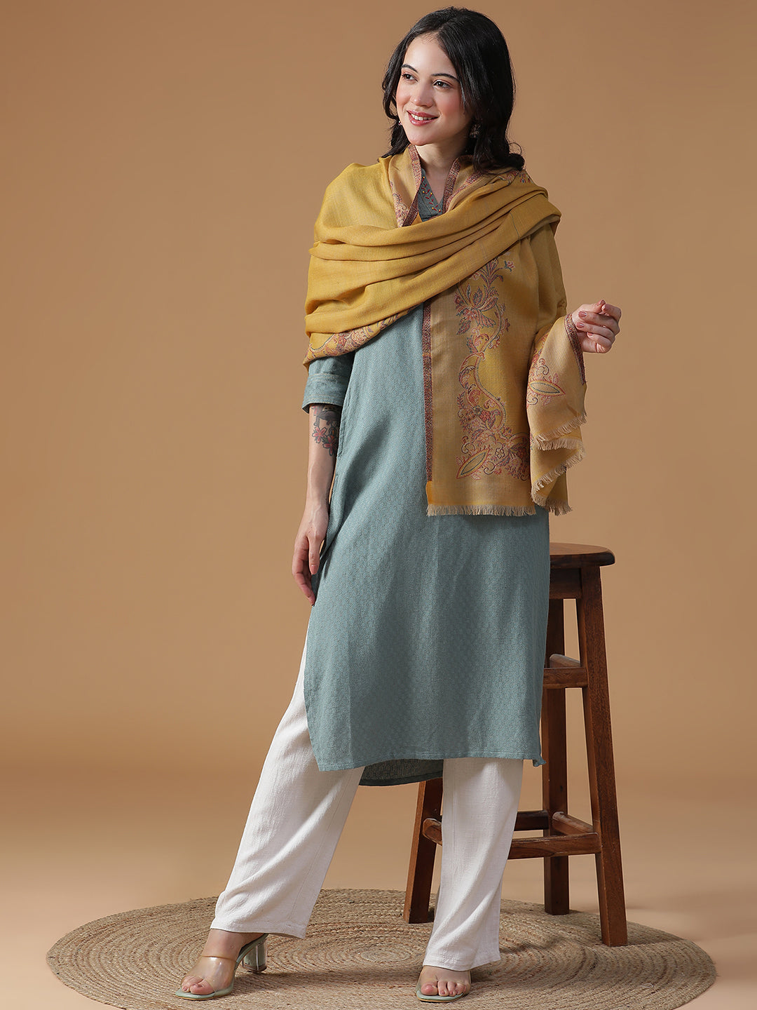 Chintz Bloom-Botanical Patterned Woolen Jacquard Shawl