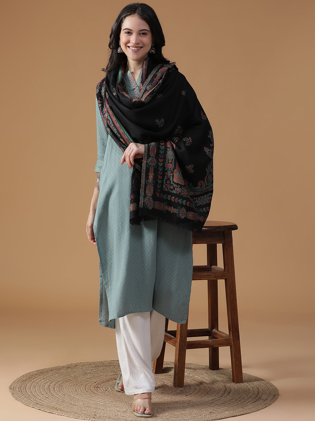 Regal Revival-Renaissance Inspired Woolen Jacquard Shawl