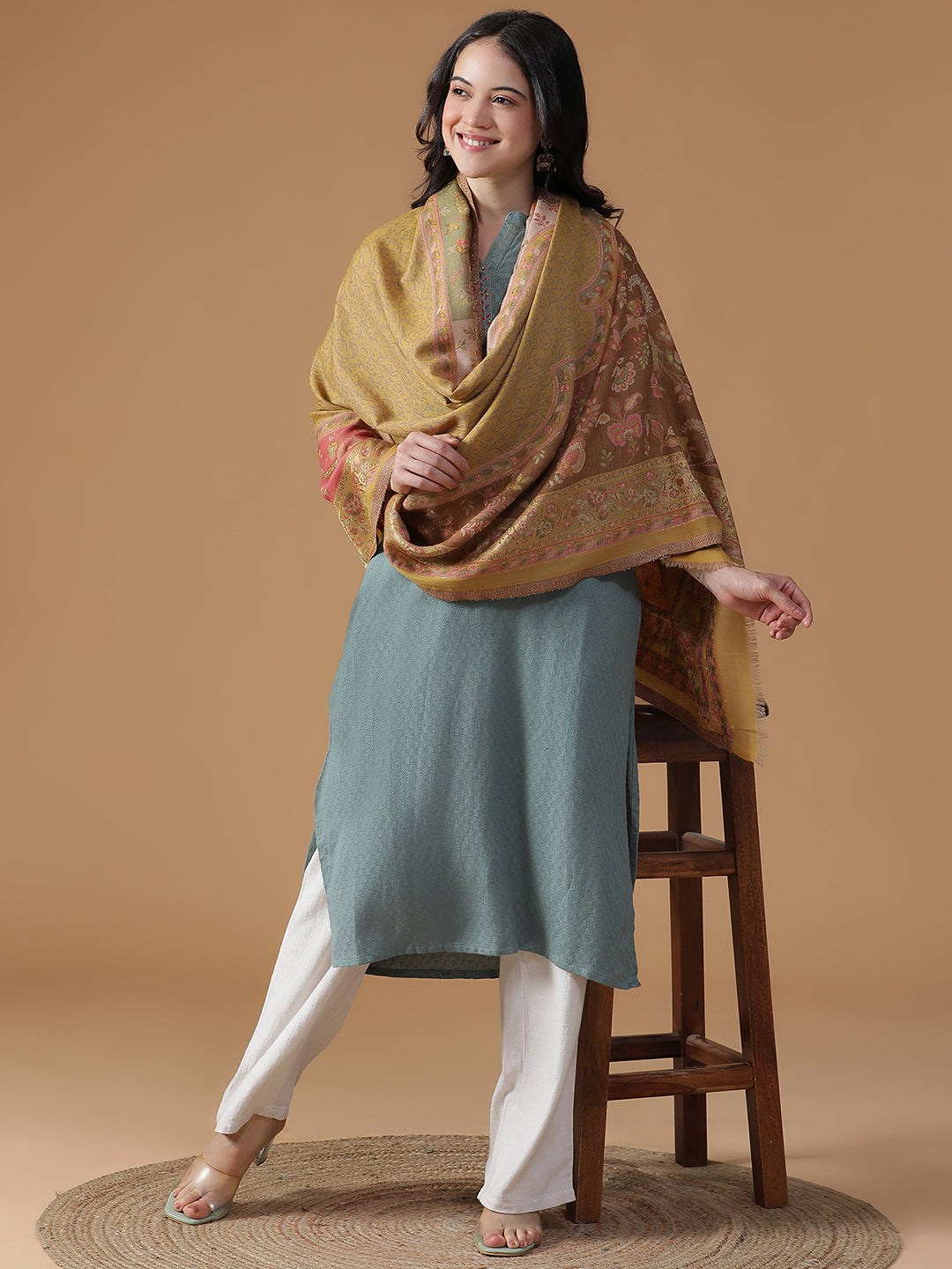 Chateau Garden-Refined Floral Weave Woolen Jacquard Shawl