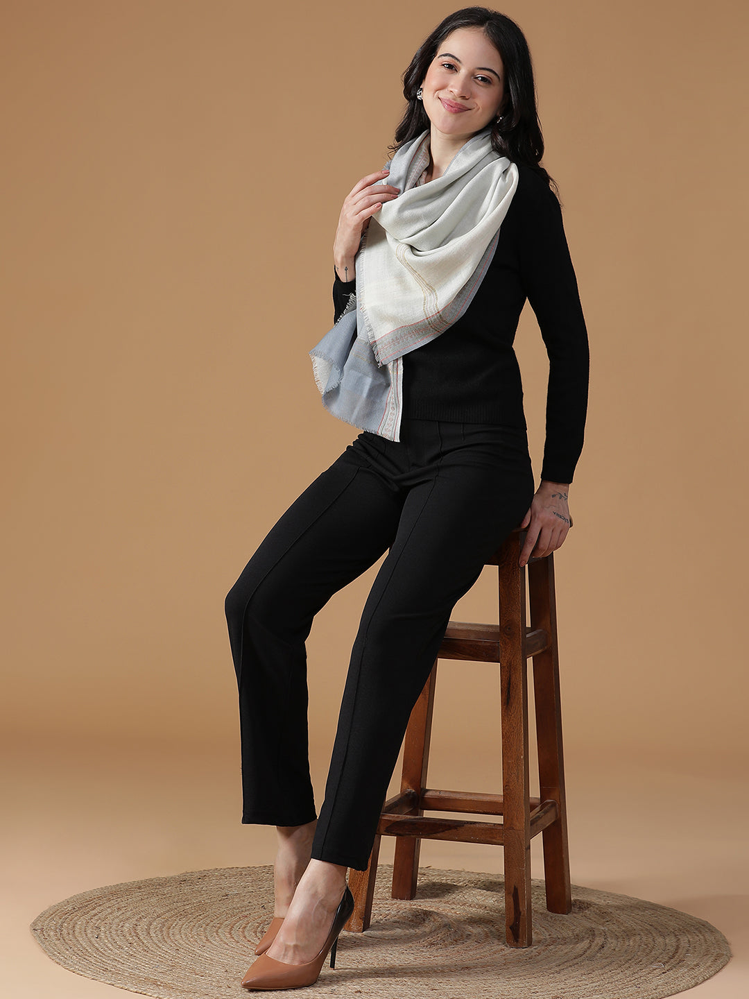 Thyme Harmony-Handcrafted Woolen Dobby Stole
