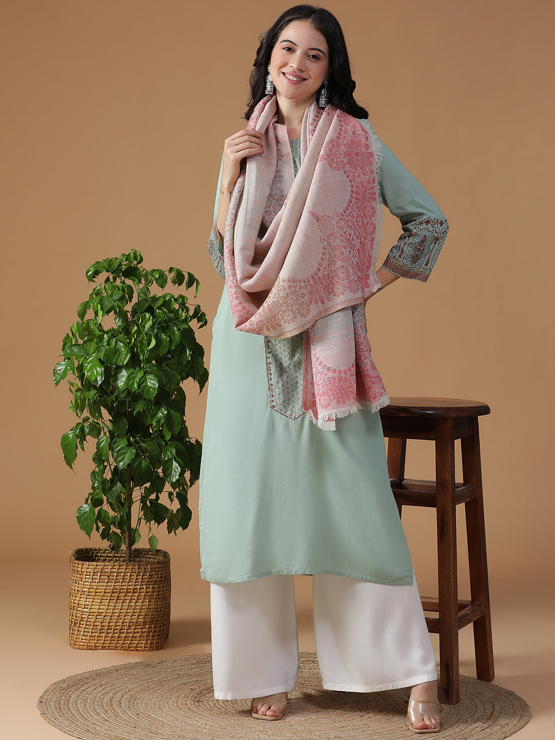 Whispered Bloom-French Floral Woolen Jacquard Stole