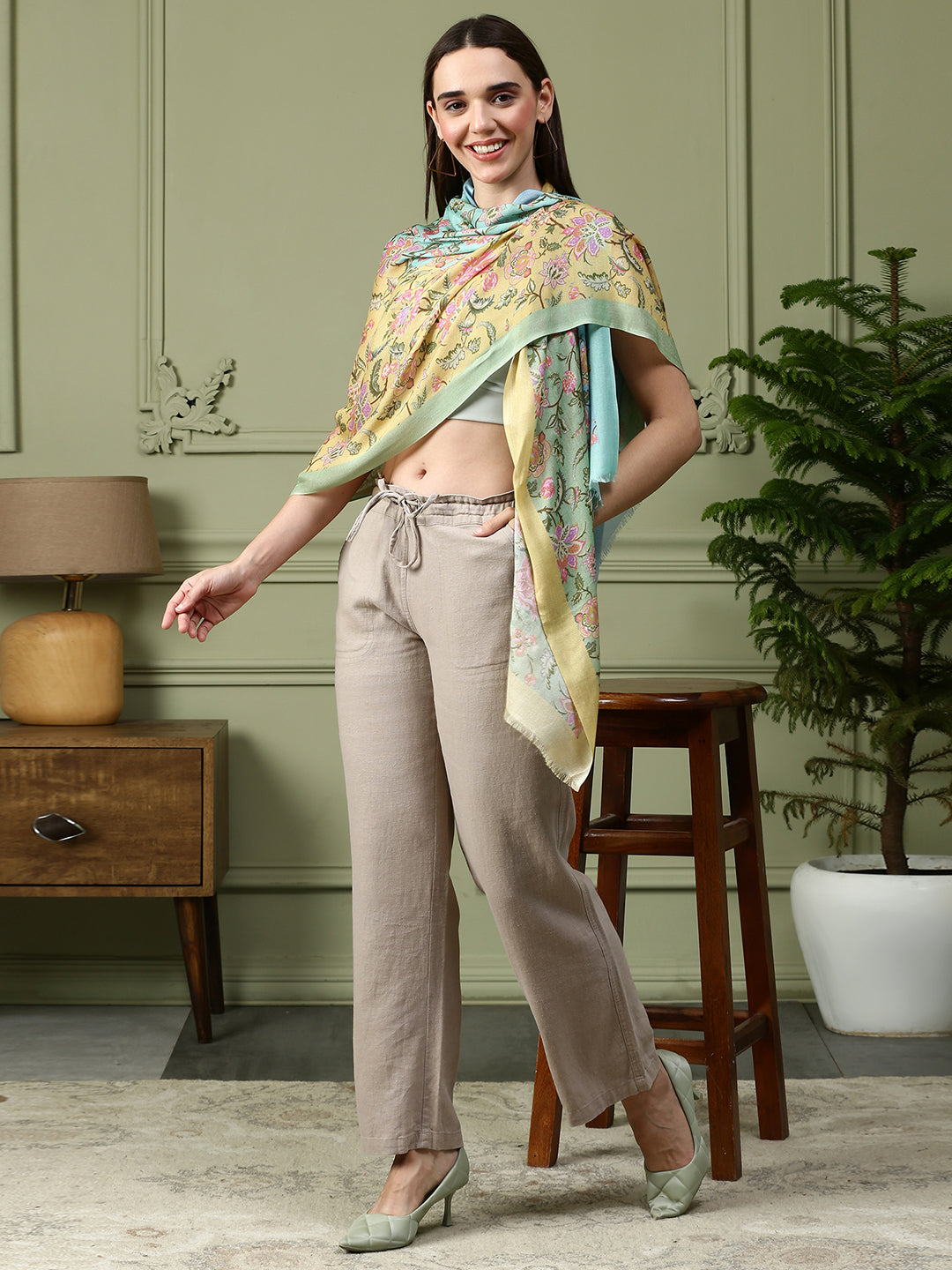 Eesha Women Floral Modal Silk Printed Stole