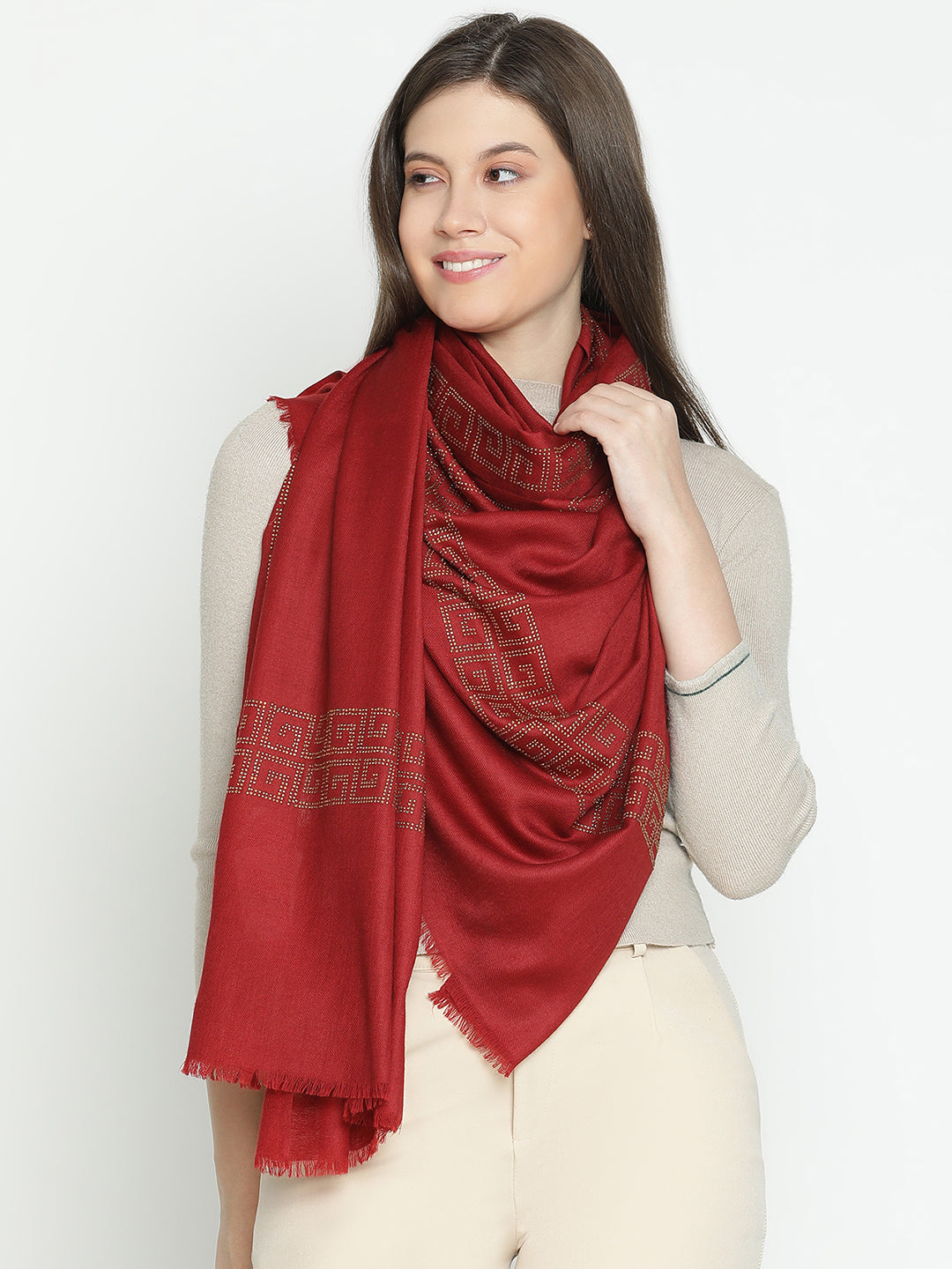 Ethereal Glow Woolen Embellished Stole