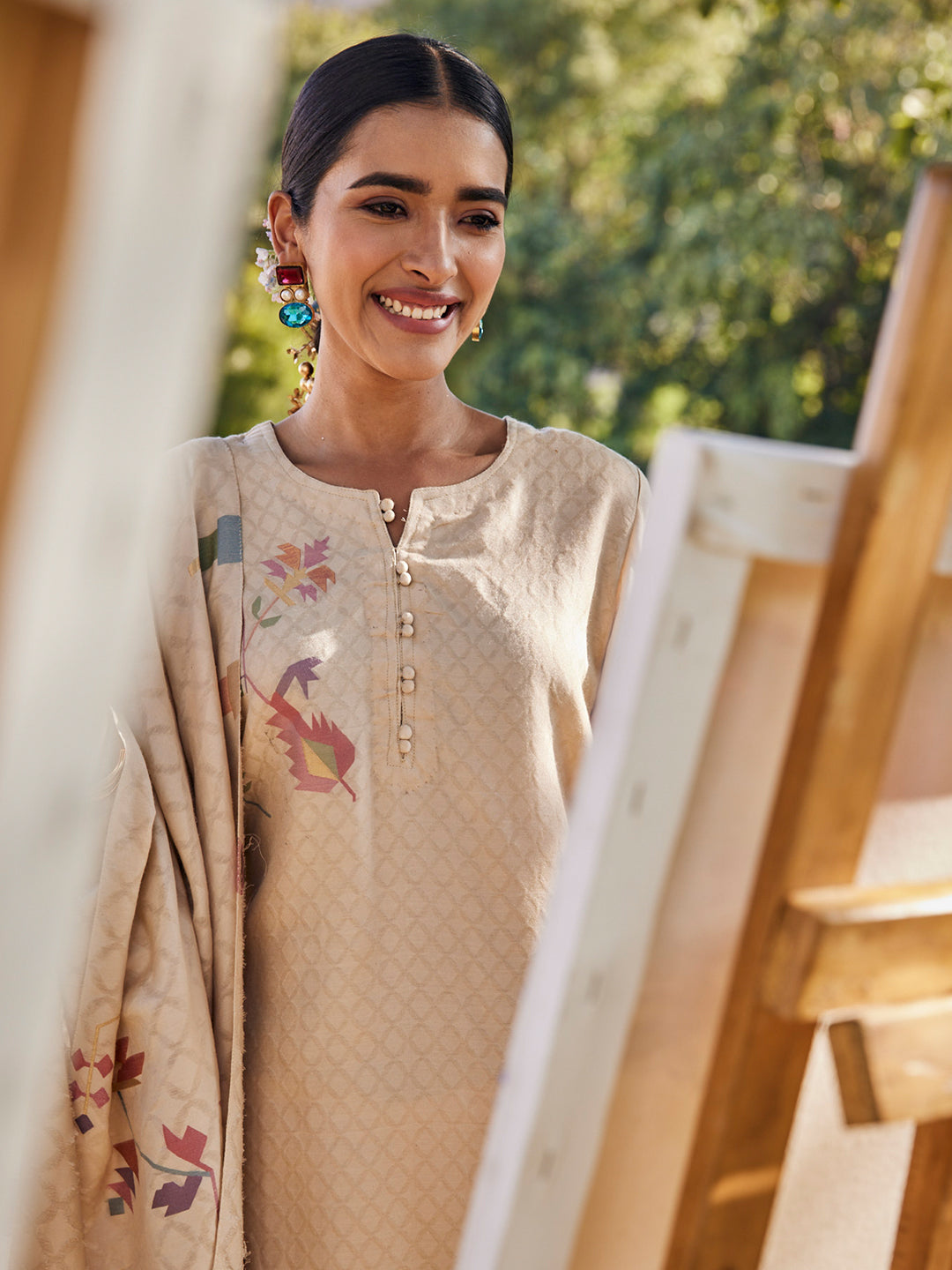 Kashida:Dhakai Jamdani Jacquard Unstitched Suit Set