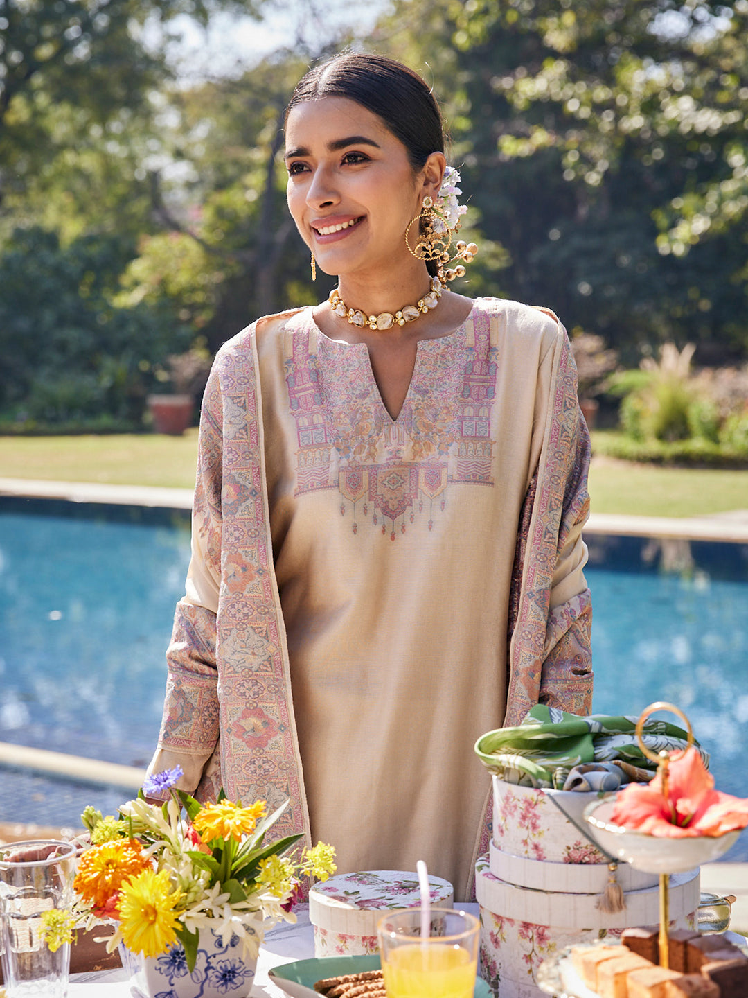 Vani:Zia Woven Design Geometric Unstitched Suit Set