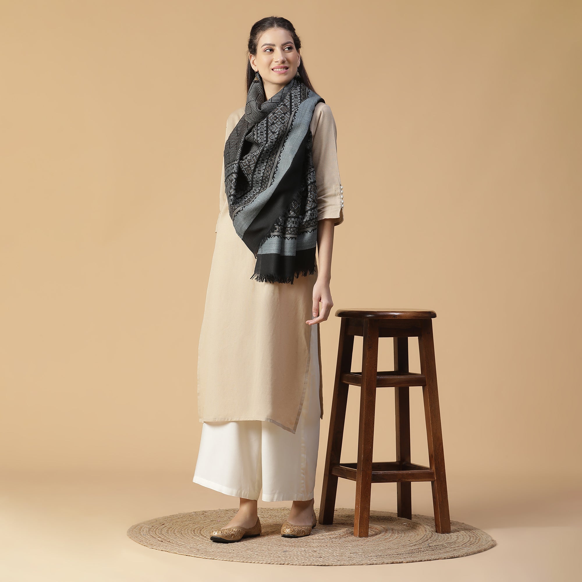 Sahara's Luxe Jacquard Wool Metallic Stole
