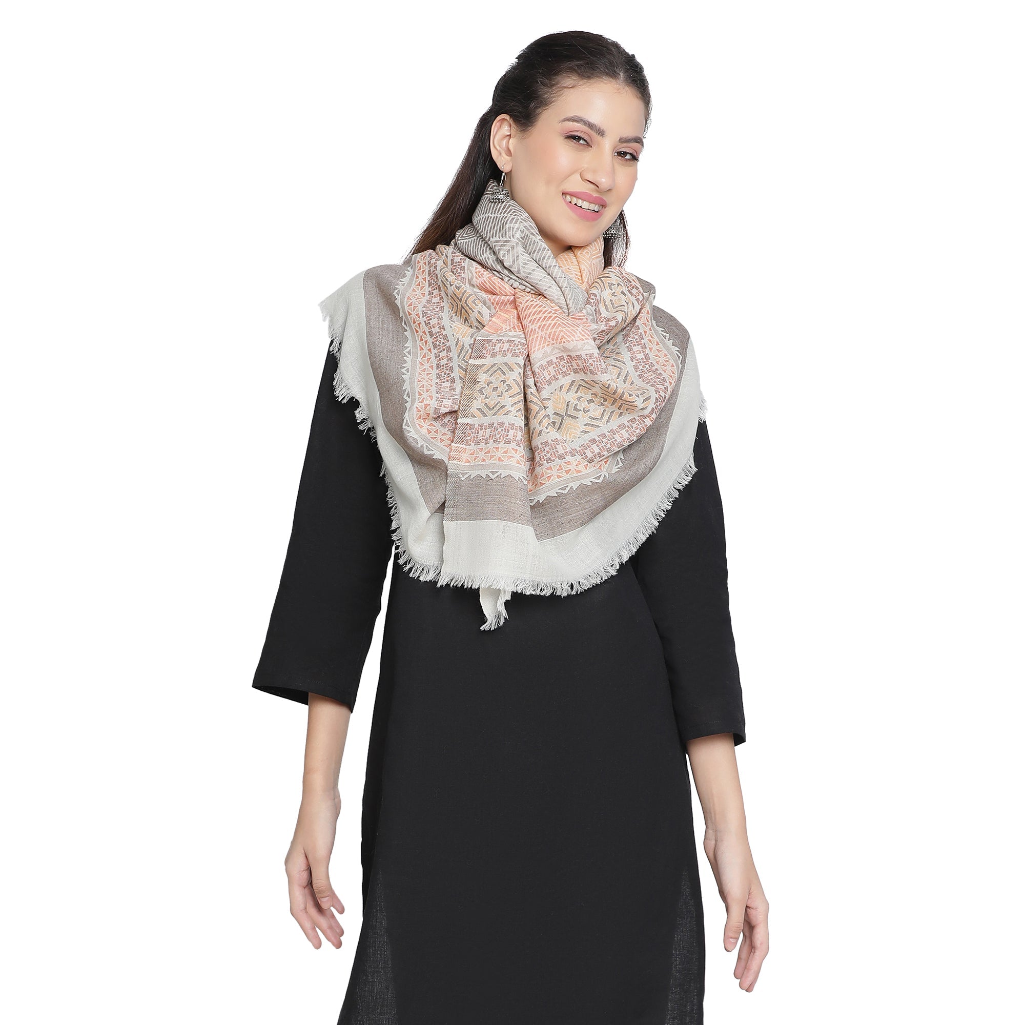 Sahara's Luxe Jacquard Wool Metallic Stole