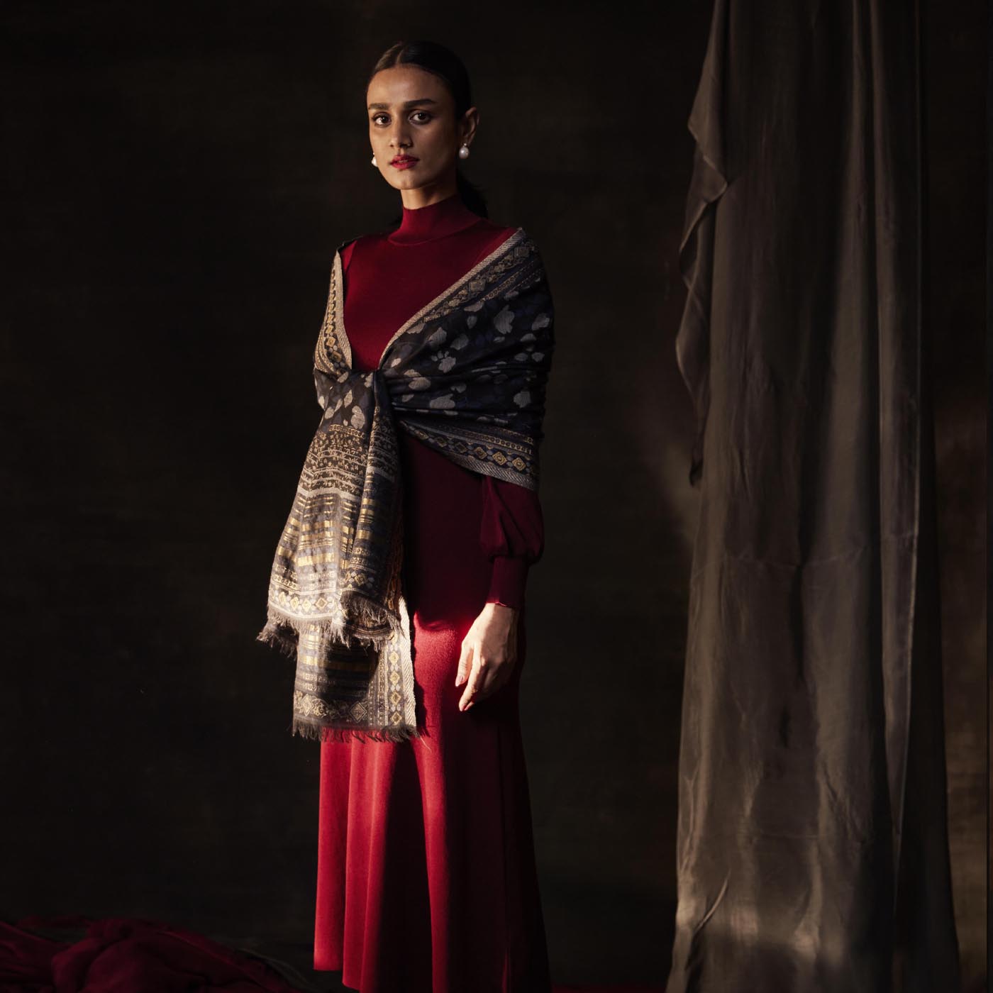 Flaura Woven Design Wool Blend Stole
