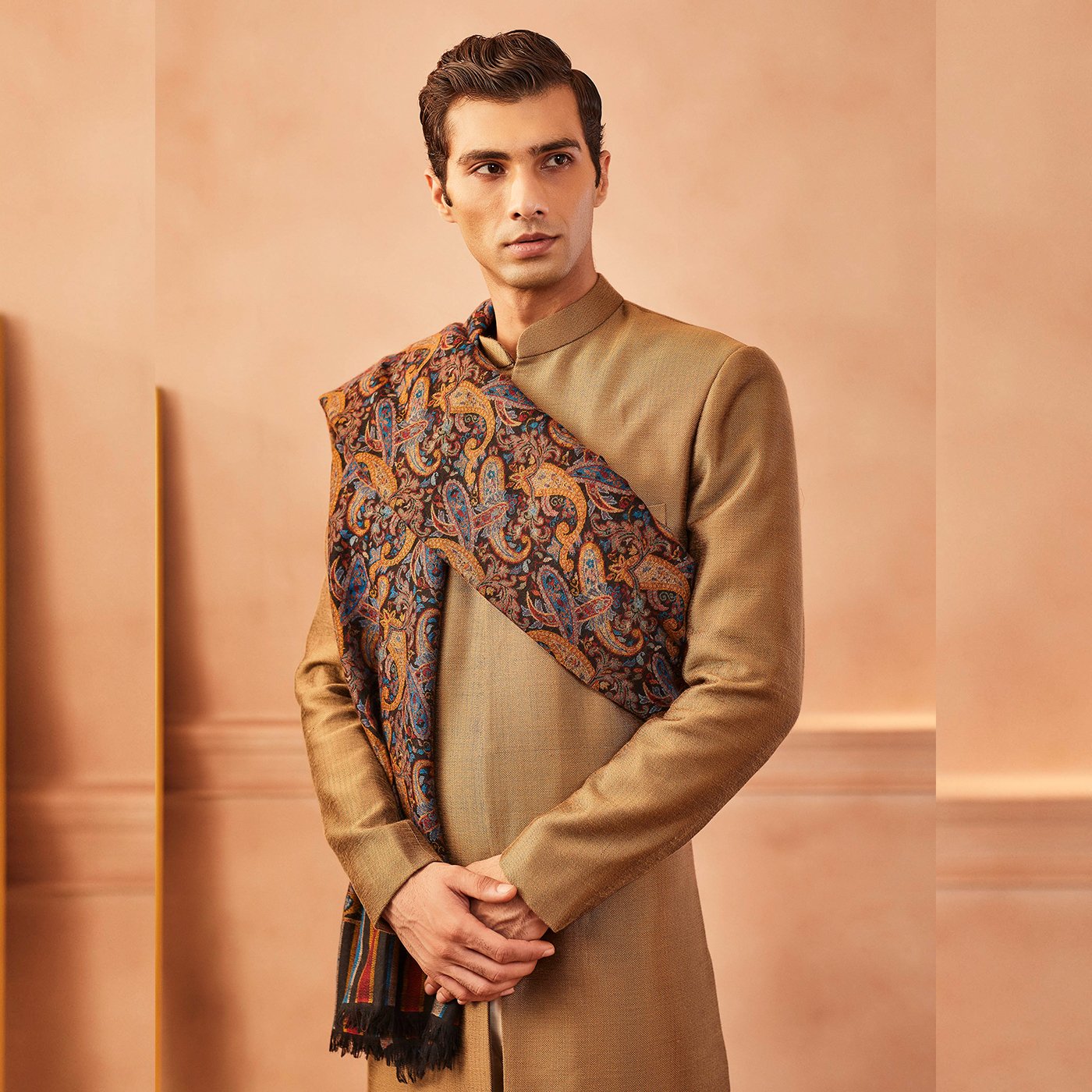 Navodari Paisley Black Woolen Lohi Shawl