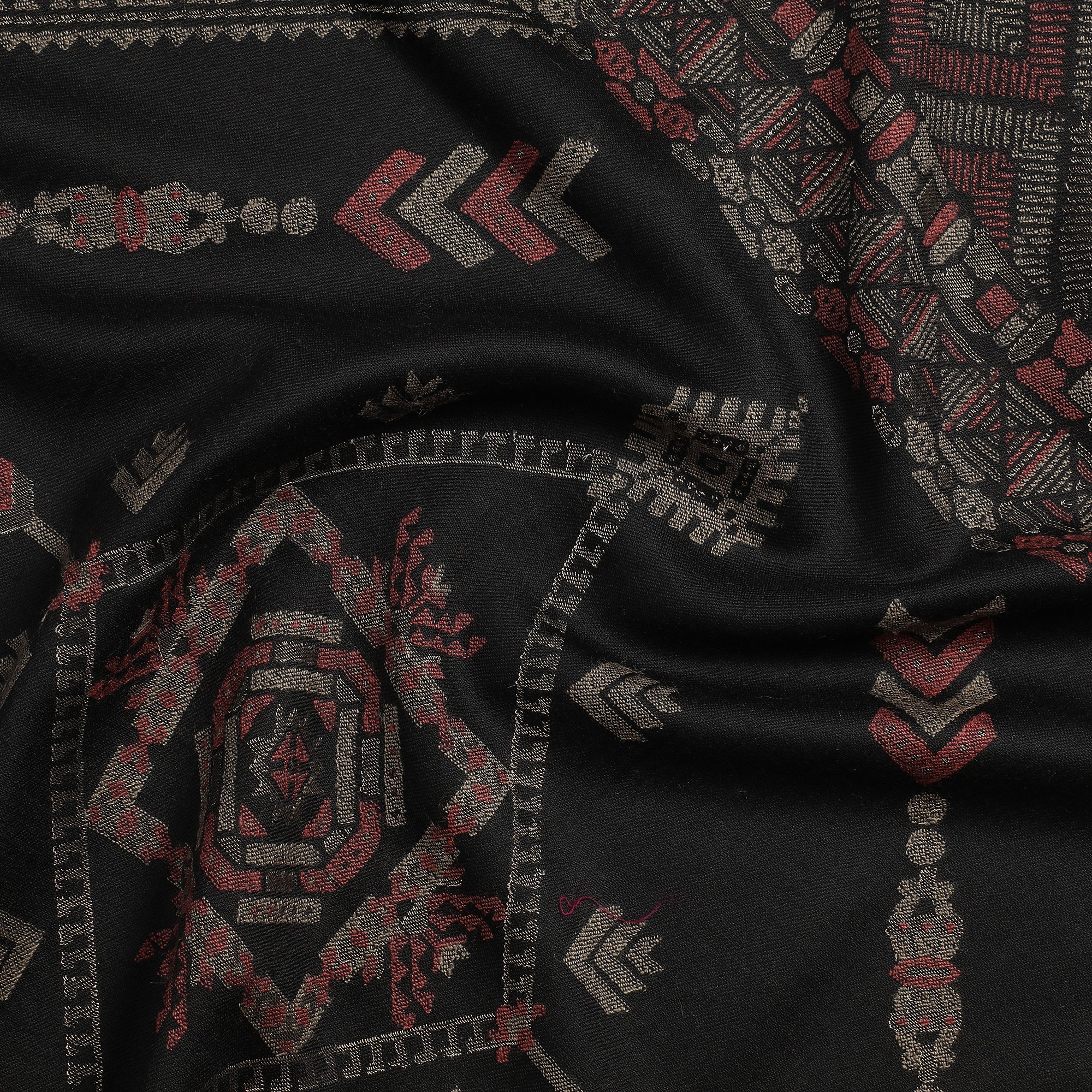Siya Creamy Woven Design Opulence Wool Stole