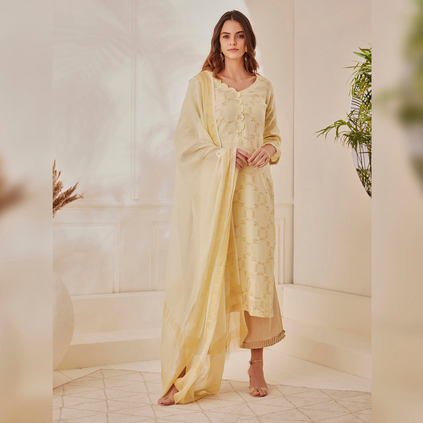 Dupattas Online - Shingora